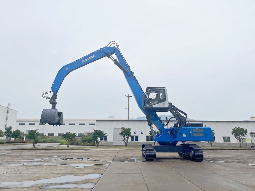 雙動力抓鋼機(jī).jpg
