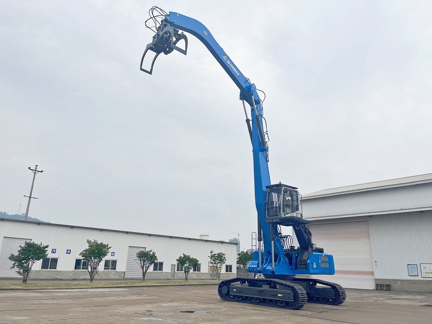 雙動力抓鋼機(jī).jpg